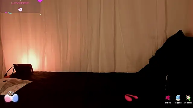 Snapshot of caro03x chatting on 10/17/25, 02:59 caro03x online show from 10/17/25, 02:59