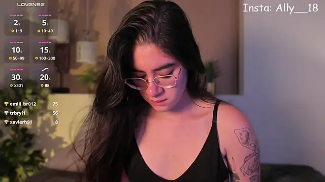 Snapshot of Ally_addams chatting on 01/17/25, 08:02 Ally addams online show from 01/17/25, 08:02