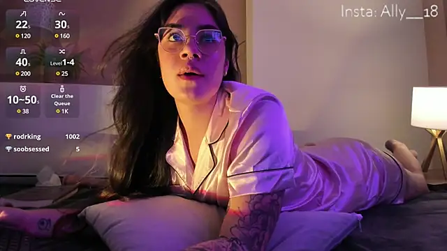 Snapshot of Ally_addams chatting on 02/11/25, 09:31 Ally addams online show from 02/11/25, 09:31