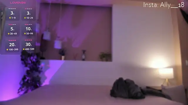 Snapshot of Ally_addams chatting on 03/08/25, 03:39 Ally addams online show from 03/08/25, 03:39