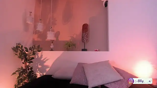 Snapshot of Ally_addams chatting on 09/11/25, 10:21 Ally addams online show from 09/11/25, 10:21