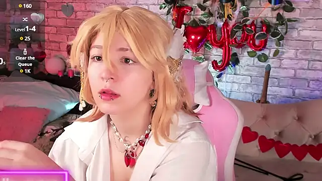 Snapshot of Alex_Howell chatting on 02/08/25, 08:42 Alex Howell online show from 02/08/25, 08:42