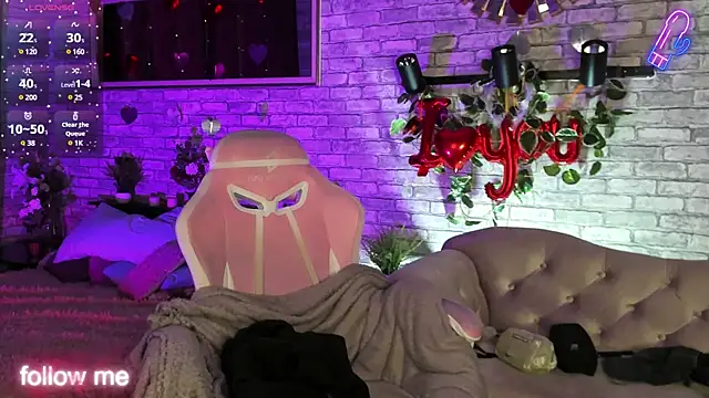 Snapshot of Alex_Howell chatting on 03/10/25, 08:45 Alex Howell online show from 03/10/25, 08:45