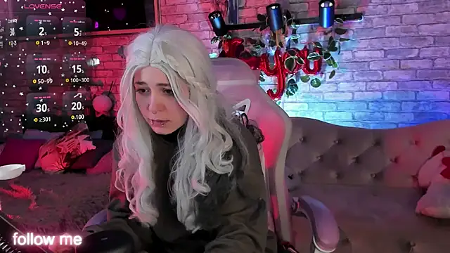 Snapshot of Alex_Howell chatting on 03/22/25, 08:48 Alex Howell online show from 03/22/25, 08:48