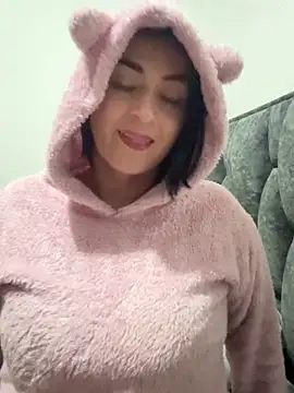 karenlennox1 online show from 11/07/25, 03:17