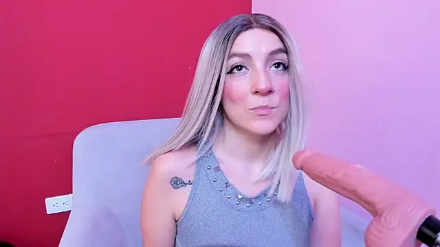 Kate bunny  online show from 11/12/25, 11:21