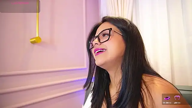 Sophia wilsonn  online show from 09/17/25, 11:23