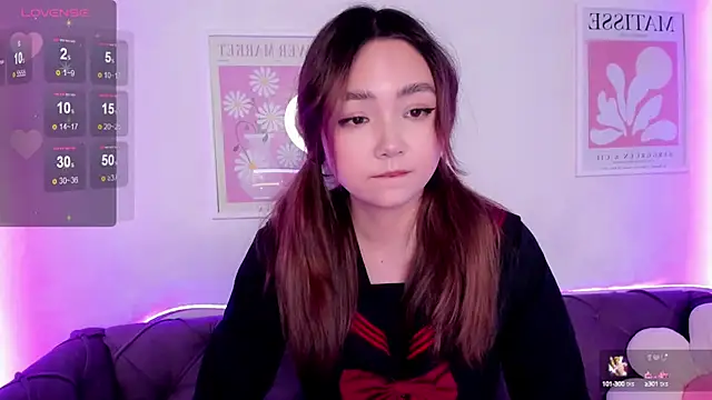 Snapshot of Fluffy_Rose chatting on 03/04/25, 11:29 Fluffy Rose online show from 03/04/25, 11:29