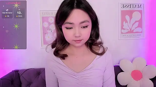 Snapshot of Fluffy_Rose chatting on 03/14/25, 08:10 Fluffy Rose online show from 03/14/25, 08:10