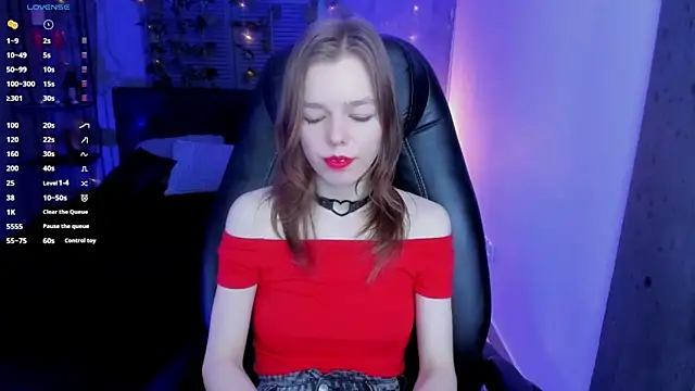 Tina Tayllor online show from 02/03/25, 10:36