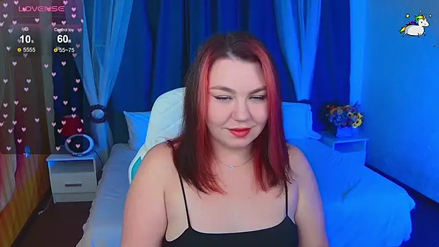 Snapshot of Lilumytrend chatting on 10/07/25, 12:13 Lilumytrend online show from 10/07/25, 12:13