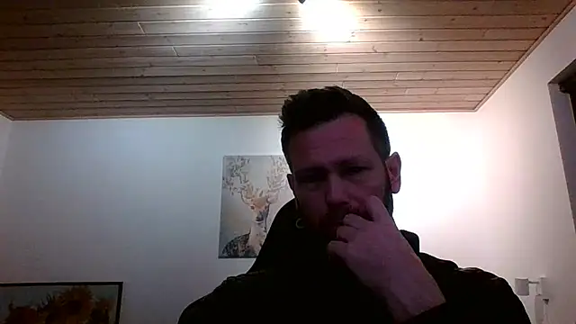 Snapshot of Gotta1 chatting on 12/02/24, 07:14 Gotta1 online show from 12/02/24, 07:14