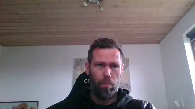 Snapshot of Gotta1 chatting on 12/13/24, 11:45 Gotta1 online show from 12/13/24, 11:45