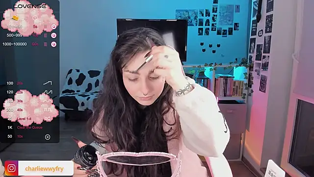 mollydoorsis1 online show from 02/07/25, 05:07