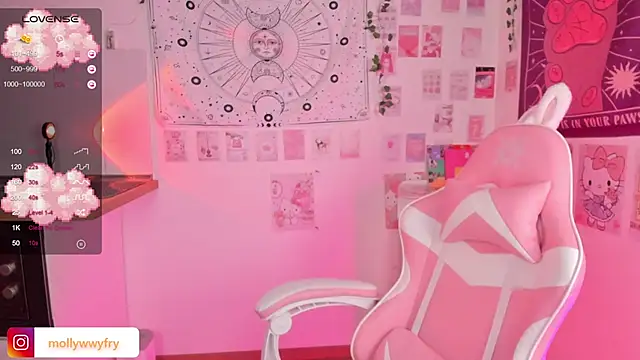 mollydoorsis1 online show from 03/04/25, 07:11