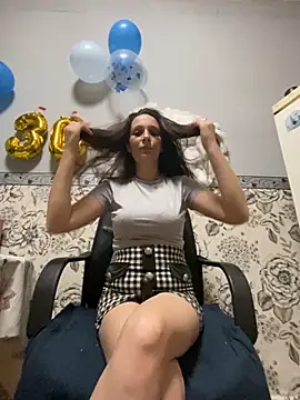 Amira 17 online show from 10/10/25, 08:08