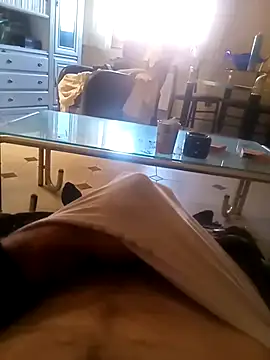 Snapshot of rush6983 chatting on 10/01/25, 10:21 rush6983 online show from 10/01/25, 10:21