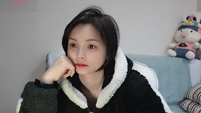 Snapshot of judy522 chatting on 12/17/24, 12:12 judy522 online show from 12/17/24, 12:12