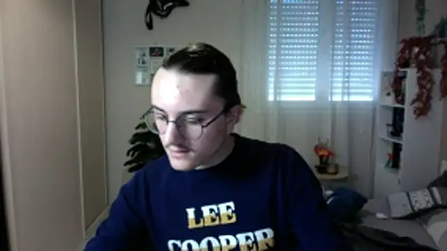 Snapshot of enzolb chatting on 11/05/25, 08:36 enzolb online show from 11/05/25, 08:36