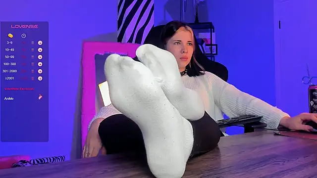 AliceSunday online show from 10/09/25, 02:09