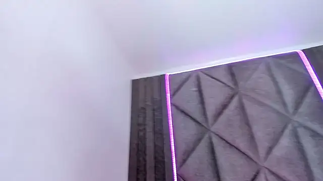 BriaConner  online show from 03/19/25, 06:57