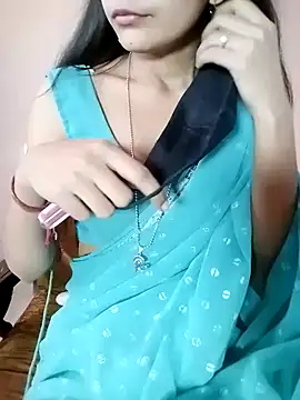 Snapshot of Bulbul_02 chatting on 01/08/25, 09:21 Bulbul 02 online show from 01/08/25, 09:21
