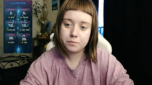 Snapshot of June_shy0 chatting on 12/05/24, 12:55 June shy0 online show from 12/05/24, 12:55