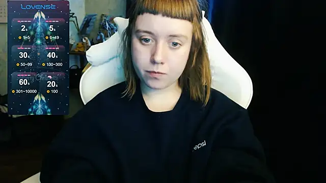 Snapshot of June_shy0 chatting on 12/12/24, 11:07 June shy0 online show from 12/12/24, 11:07