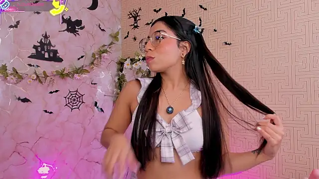 Mia Gothzx online show from 10/15/25, 03:23