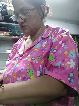 Edged Hot69 online show from 10/24/25, 11:56