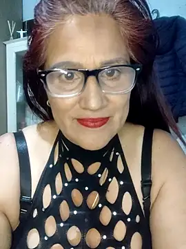 Edged Hot69 online show from 10/28/25, 03:21