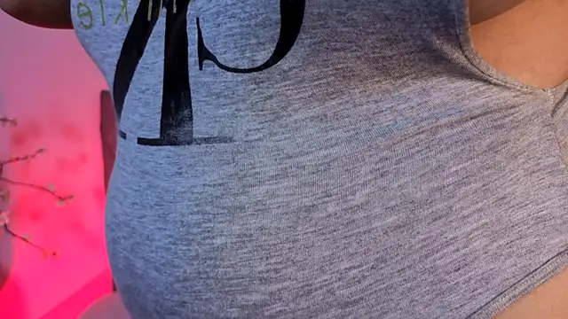 miaablack online show from 11/06/25, 08:10