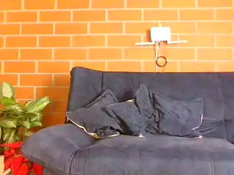 hanna beili online show from 12/18/24, 05:42