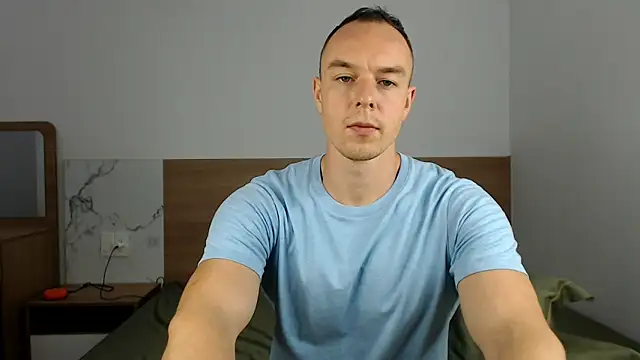 Snapshot of heilgarbest chatting on 10/16/25, 09:32 heilgarbest online show from 10/16/25, 09:32