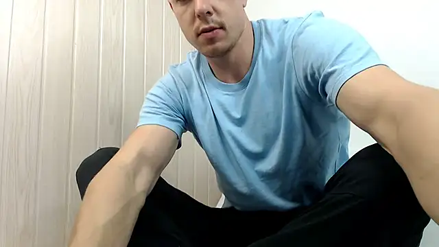 Snapshot of heilgarbest chatting on 11/03/25, 10:05 heilgarbest online show from 11/03/25, 10:05