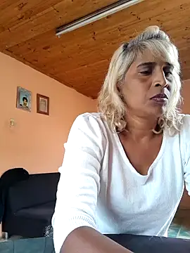 Goodgirlsue 77 online show from 02/11/25, 01:51