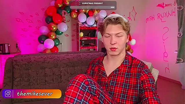 TheMikeSever online show from 12/24/24, 09:22