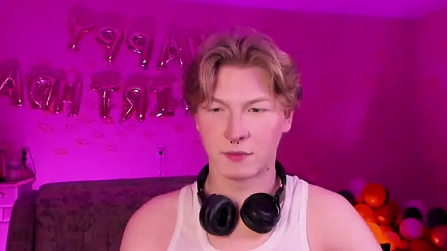 TheMikeSever online show from 02/19/25, 07:59