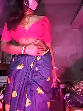 Snapshot of Greenchilli17 chatting on 12/17/24, 02:44 Greenchilli17 online show from 12/17/24, 02:44