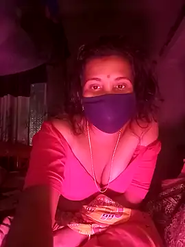 Snapshot of Greenchilli17 chatting on 01/04/25, 09:21 Greenchilli17 online show from 01/04/25, 09:21