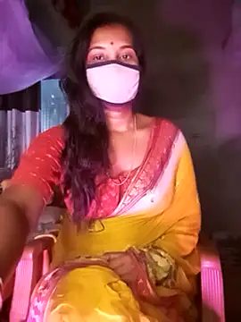 Snapshot of Greenchilli17 chatting on 02/23/25, 05:01 Greenchilli17 online show from 02/23/25, 05:01