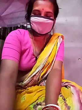 Snapshot of Greenchilli17 chatting on 02/26/25, 04:36 Greenchilli17 online show from 02/26/25, 04:36