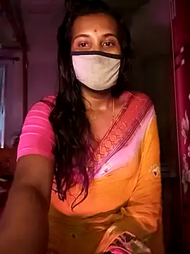 Snapshot of Greenchilli17 chatting on 02/28/25, 10:09 Greenchilli17 online show from 02/28/25, 10:09