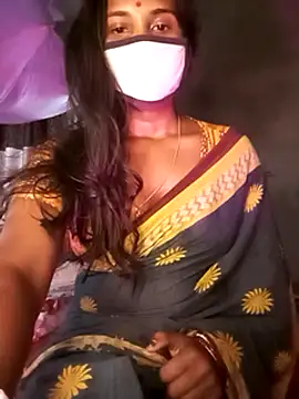 Snapshot of Greenchilli17 chatting on 03/03/25, 05:42 Greenchilli17 online show from 03/03/25, 05:42