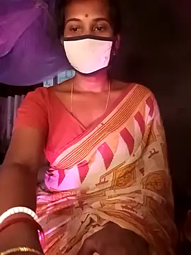 Snapshot of Greenchilli17 chatting on 03/06/25, 05:03 Greenchilli17 online show from 03/06/25, 05:03