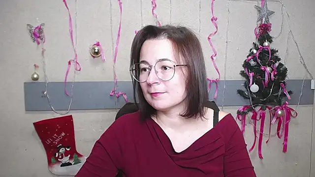 MarieSho online show from 12/30/24, 10:21