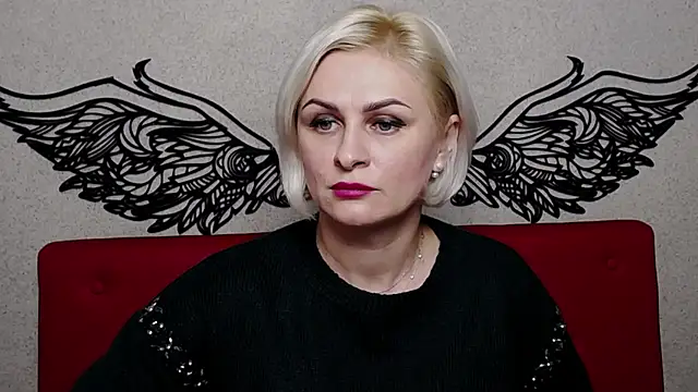 Snapshot of OliviaHorst chatting on 12/04/24, 12:36 OliviaHorst online show from 12/04/24, 12:36