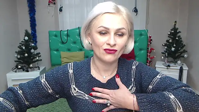 Snapshot of OliviaHorst chatting on 01/15/25, 12:15 OliviaHorst online show from 01/15/25, 12:15