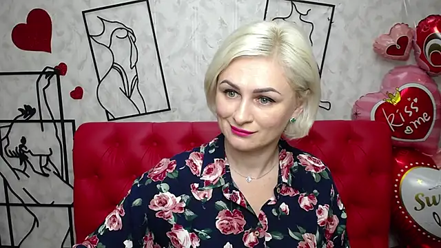Snapshot of OliviaHorst chatting on 03/06/25, 09:14 OliviaHorst online show from 03/06/25, 09:14
