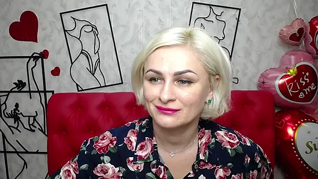 Snapshot of OliviaHorst chatting on 03/06/25, 12:19 OliviaHorst online show from 03/06/25, 12:19